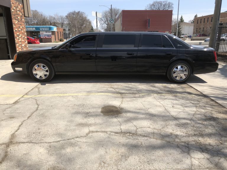 voyage funeral homes limo
